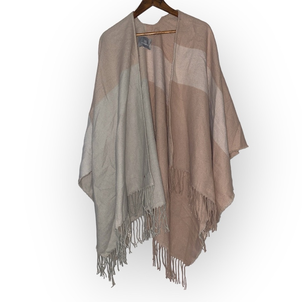 Soia & Kyo colorblocked open front poncho with scarf hem SIZE OS